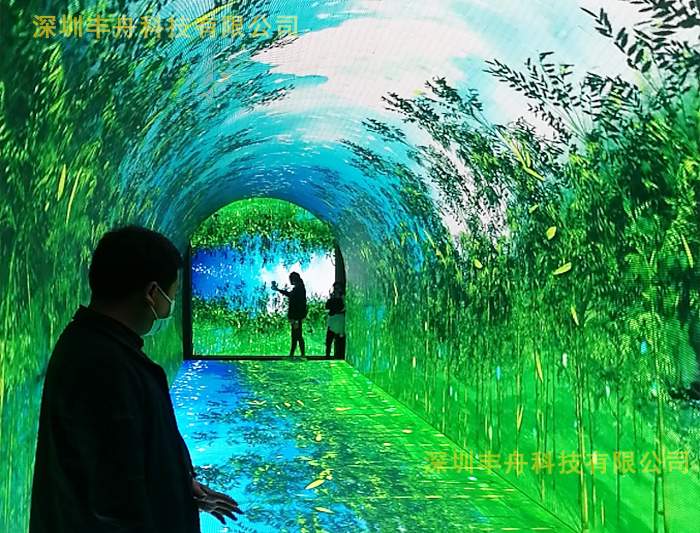 時光隧道-沉浸式互動體驗